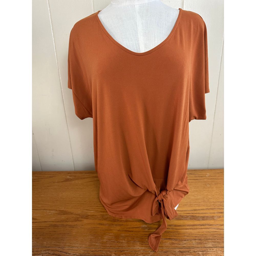 Zenana Top Women's Medium Short Sleeve V Neck